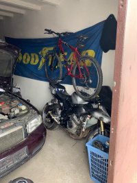 Odzyskane przez raciborskich kryminalnych rowery, samochód audi i motocykl