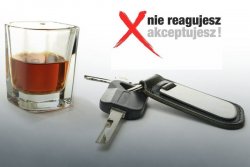 na zdjęciu kluczyki z auta i drink
